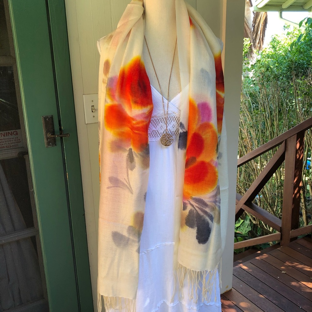 Pashmina wrap - Picture 2 of 5
